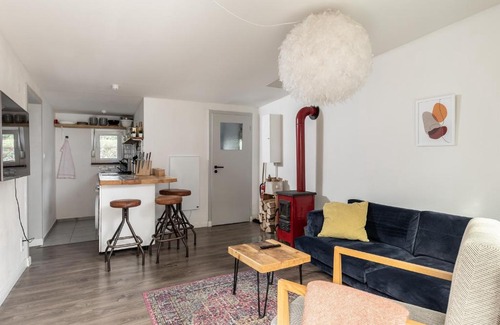 Joachimsthal House | Gemütliches Tinyhouse Bungalow mit Kamin & Sauna am See