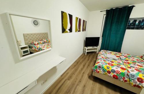 Neuendorf Apartment | Gemütliches Zimmer in Rheinnähe
