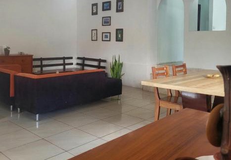 Puerto Ayora House | Genovesa Family home