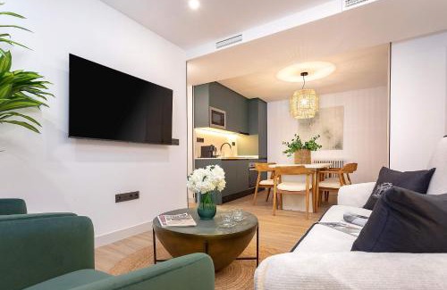 Centro - Sagrario Apartment | Genteel Home Alhóndiga II Granada