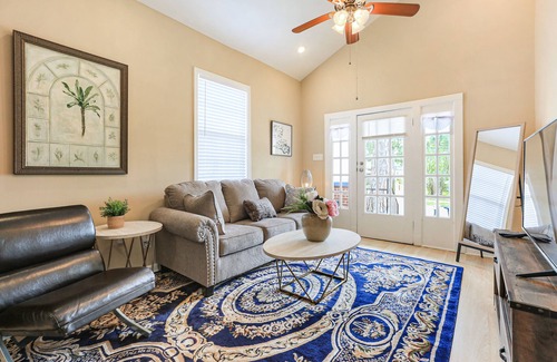 Desire Area House | Gentilly Gem Lotus Unit