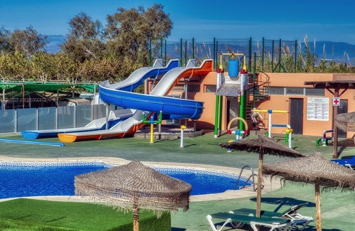 Pujaire House | geode 2