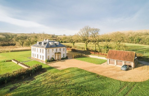South Cheriton House | Georgian style mansion sleeps 16-18