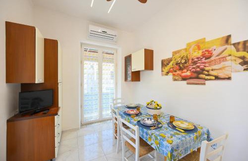 Ischia Porto Apartment | Gerbera Appartamento a Ischia con balcone