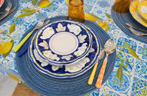 Ischia Porto Apartment | Gerbera Appartamento a Ischia con balcone