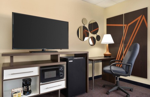 South Portland Hotel | Germaine Inn South Portland