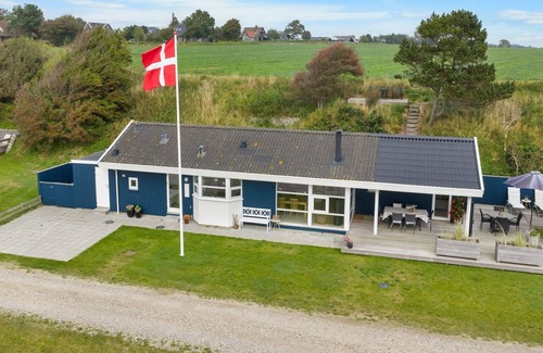 Næs House | "Gertje" - 20m from the sea by Interhome