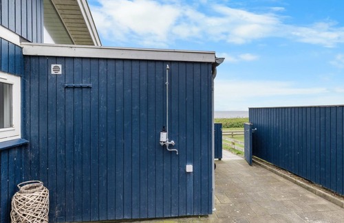 Næs House | "Gertje" - 20m from the sea by Interhome