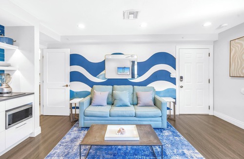 Siesta Key Apartment | Gertrude's Siesta | 1 min walk to Beach Path | Free Bikes, Boards & Trolley