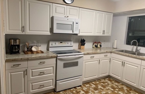 Lake Placid House | Get-a-way - Perfect For Relaxing & Fishing Yet Close To Major Attractions.