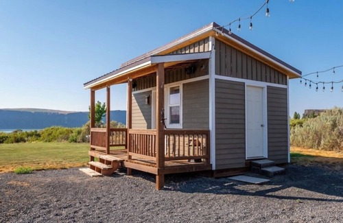 Banks Lake South House | Get away from it all at Smith Cove. A 4 bedroom oasis overlooking Banks Lake
