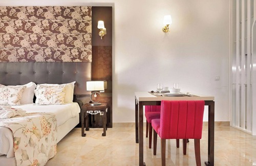 Oura Hotel | Get Ready for Blissful Getaway! 4 Homely Units, Pool or Sea View, Kitchenettes!