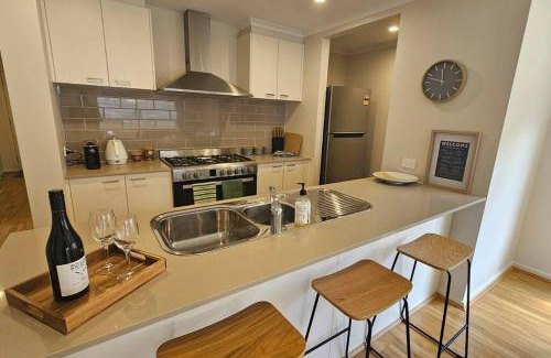 Newborough House | Getaway on Amaroo Way