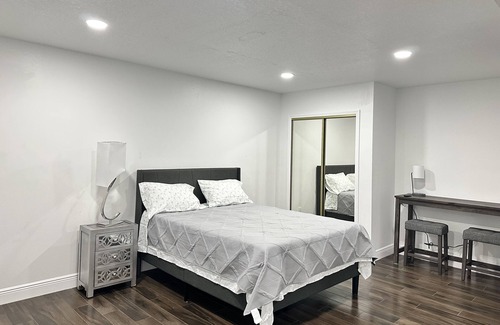 Lutz Apartment | Getaway / Private SUITE B Tranquility 🏡 close to ✈️ beach, mall, park, zoo