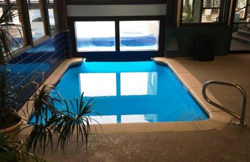 Avon Resort | GetAways at Falcon Point Resort
