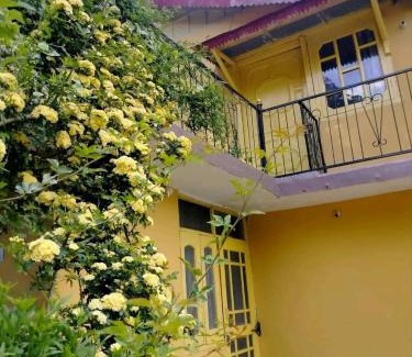 Dalhousie Bed & Breakfast | Ghai Niwas B&B