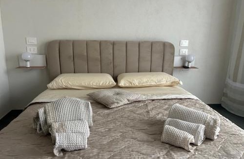 Santa Lucia House | Giù per la Costa - Siracusa