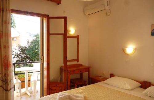 Agios Georgios Pagon Apartment | Giannis