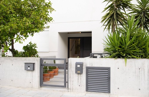 Dasoupolis Apartment | Giannis studio is a unique place to stay for business or pleasure