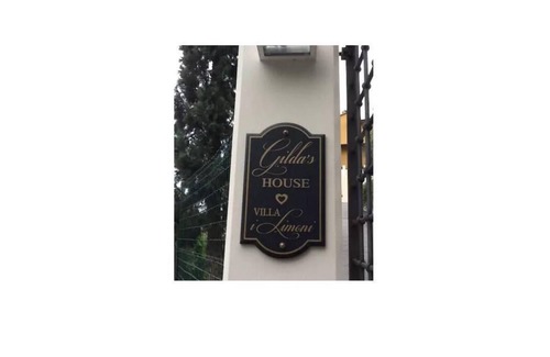 Massa House | GILDA'S HOUSE 11Km FROM FORTE DEI MARMI VERSILIA