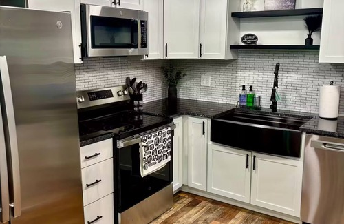 West Liberty House | Gingers Retreat