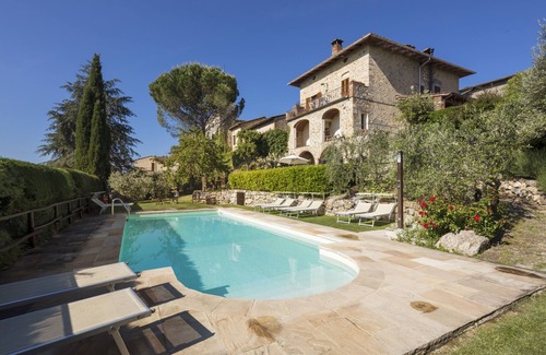 Castel San Gimignano Apartment | Girasole Apartment in a small tuscan village Municipality of San Gimignano