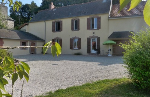 Airel House | Gite 5 pers close to the landing beaches/Mont St Michel