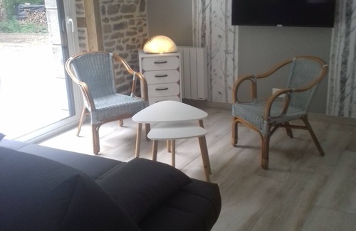 Tirepied House | Gite 6 pers Le Ranch 35 km du Mt St Michel