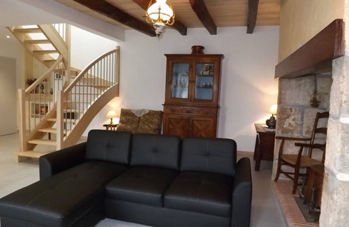 Arpajon-sur-Cere Cottage | Gite Arpajon-sur-Cère, 3 bedrooms, 6 persons