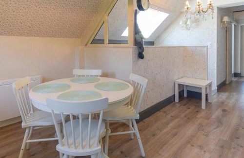Lagarde House | Gite Cottage de la Douloustre