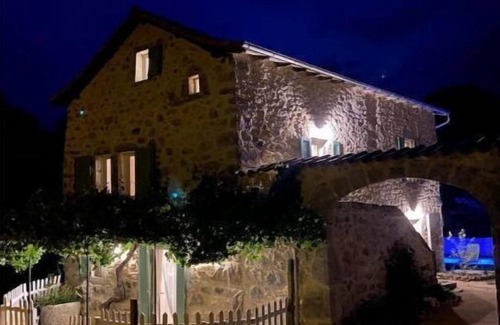 Sanvensa House | Gite de 4 Chambres Pour 10 Personnes au Maximun Avec Piscine