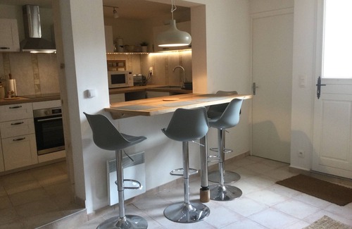 Dernacueillette Apartment | Gite de l'Ancienne Poste. Pied a terre in the Corbieres
