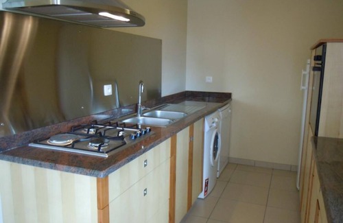 Sainte-Colombe House | Gite de Lavitarelle - Montet ET Bouxal