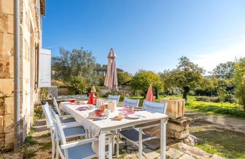 Champdeniers House | Gite Du Val D'egray