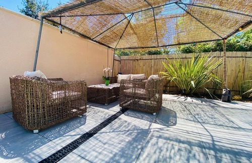 Montauban House | Gite du golf with swimming pool