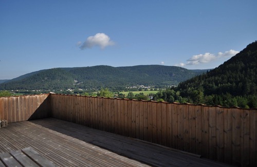 Dommartin-les-Remiremont Cottage | Gîte-Élodie-Family-Ensuite with Bath-Mountain view