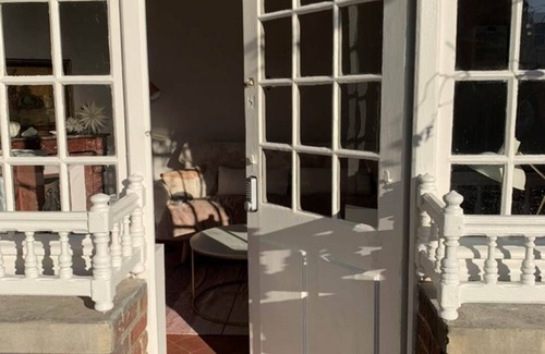 Eu Apartment | Gite for 2 people in Eu - Small pavilion of the O DELA DE L'O guest house, 64