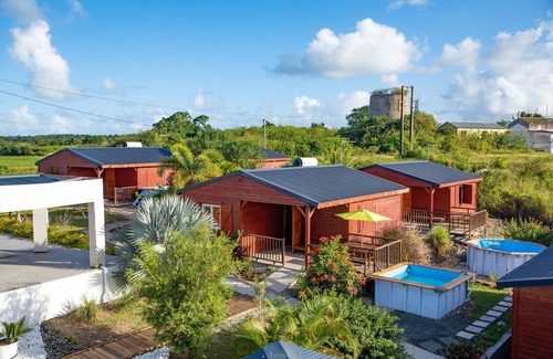 Port-Louis House | GITE HIBISCUS KAROLANN