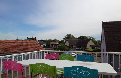 Ostheim Apartment | Gite Hirondelles 3 rooms for 6 pers. 5 minutes from Ribeauvillé and