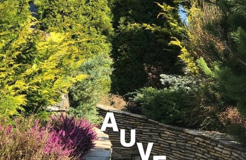 Saint-Alyre-es-Montagne House | Gîte in the mountains 1140m facing the swimming pool ideal for hiking guaranteed change of scenery