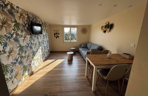 Fresnoy-Folny House | Gîte in the heart of nature