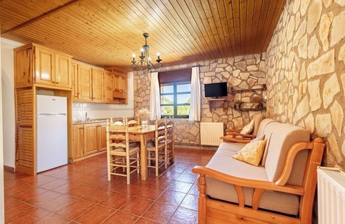 Beteta House | Gîte in the middle of the mountain for 16- 20 persons