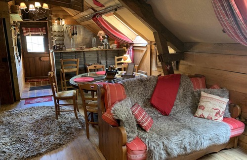 Vimoutiers Cottage | Gite LE Refuge