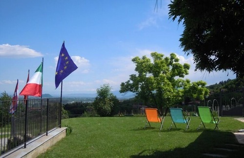 San Secondo di Pinerolo House | Gîte on the hill, for all-season living, with swimming pool in summer