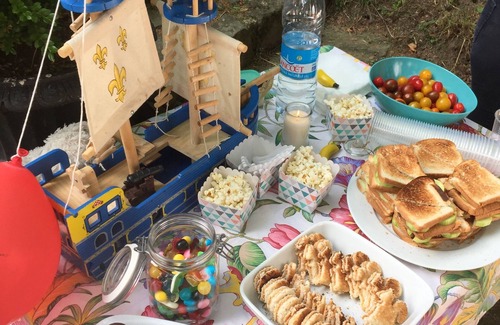 Pluduno House | Gite parfait pour une réunion de famille, amis ou collegues
