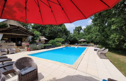 Loze House | Gite sleeps 4/5 with uninterrupted view of the pool