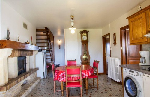 Thiviers Cottage | Gite Thiviers, 3 bedrooms, 5 persons