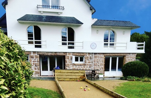 Perros-Guirec House | Gite - Up to 20 rooms - Ecolabel - PMR