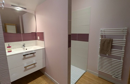 Vennecy Cottage | Gite Vennecy, 3 bedrooms, 6 persons
