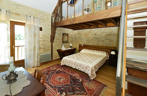 Villeneuve d'Aveyron Cottage | Gite Villeneuve, 2 bedrooms, 4 persons